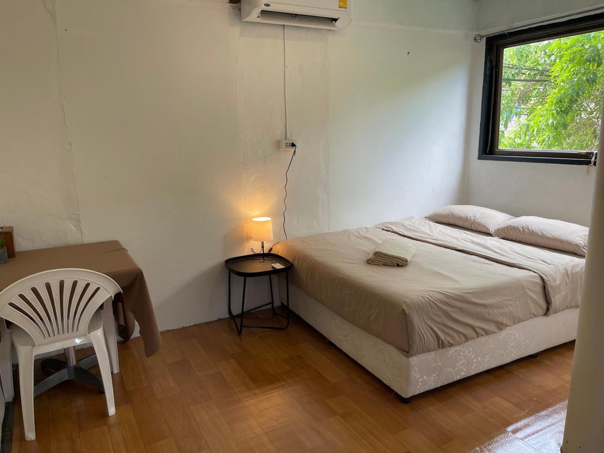Budget Room Koh Phangan Pier With Ac Exterior photo